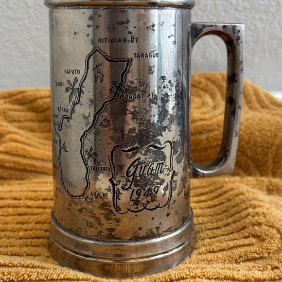 Vintage Mug with Guam Design - Picture 1 of 6